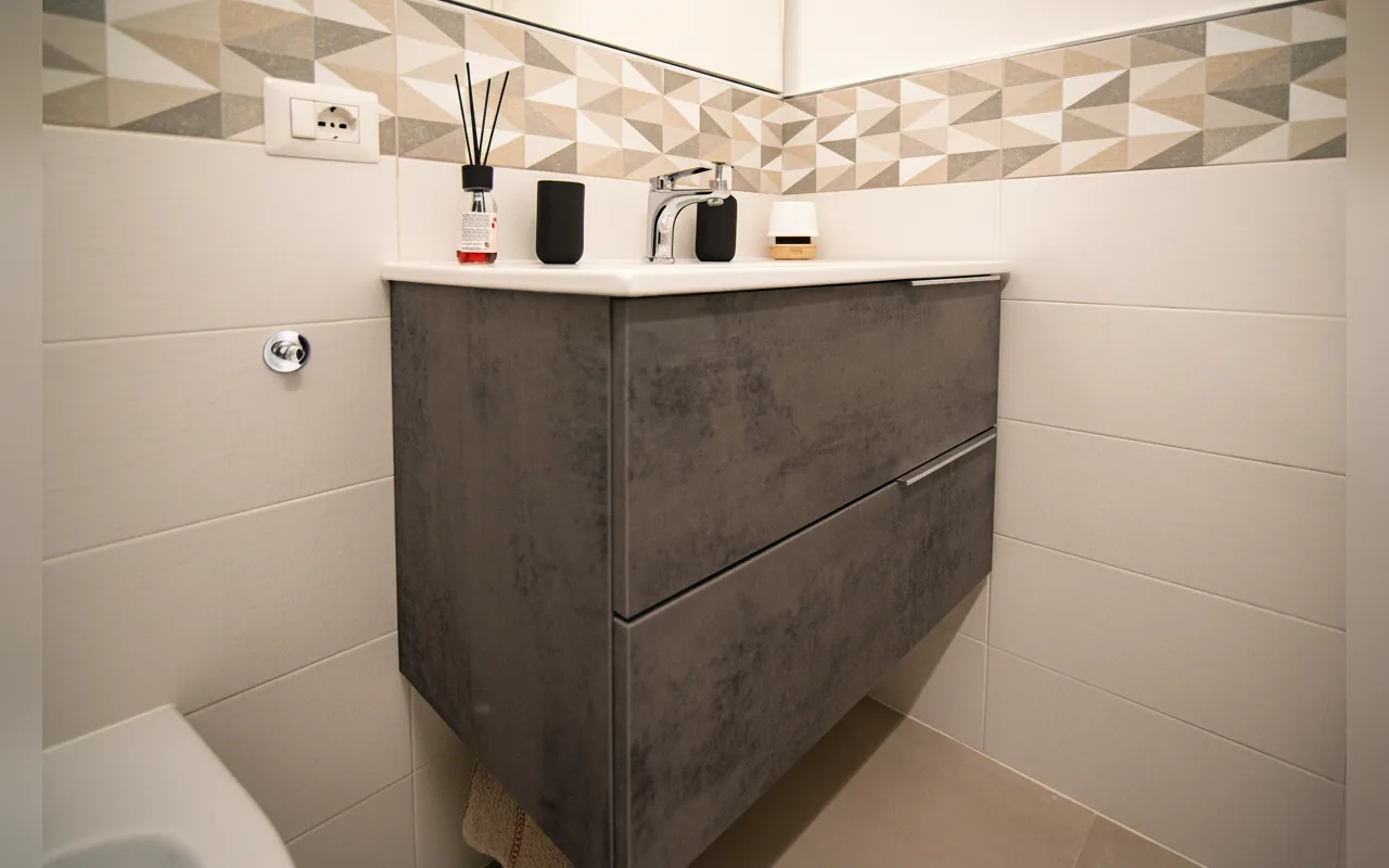 Camera con bagno privato — Gio's Apartment Roma, Roma (Lazio) (foto 36)