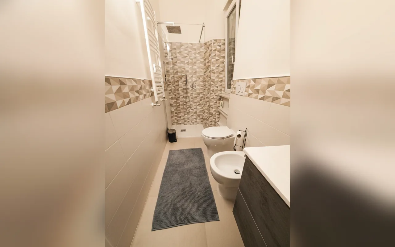 Camera con bagno privato — Gio's Apartment Roma, Roma (Lazio) (foto 39)